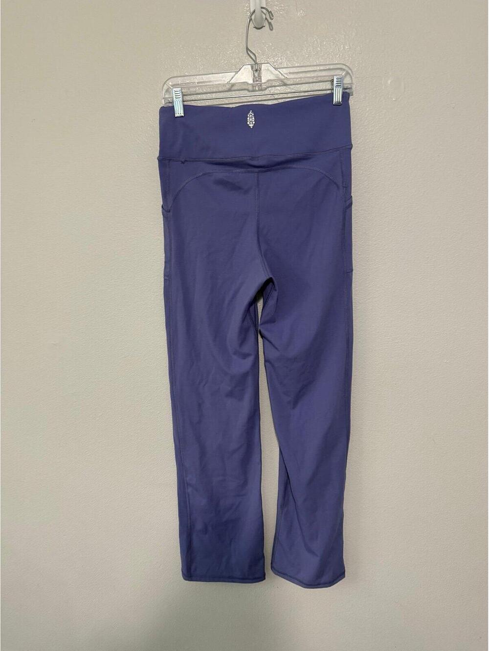 Free people movement crossover waist mini flare leggings size medium